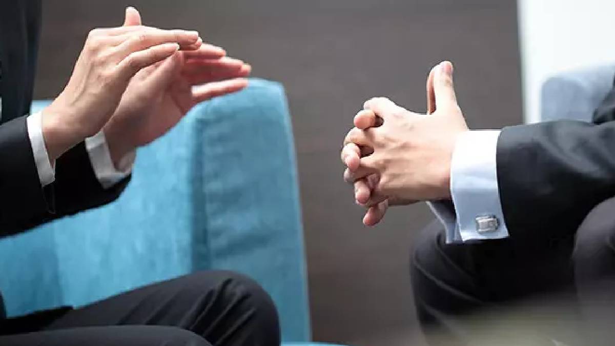 Konuşmada el hareketleri kritik: Sözcüklerden daha etkili olabilir