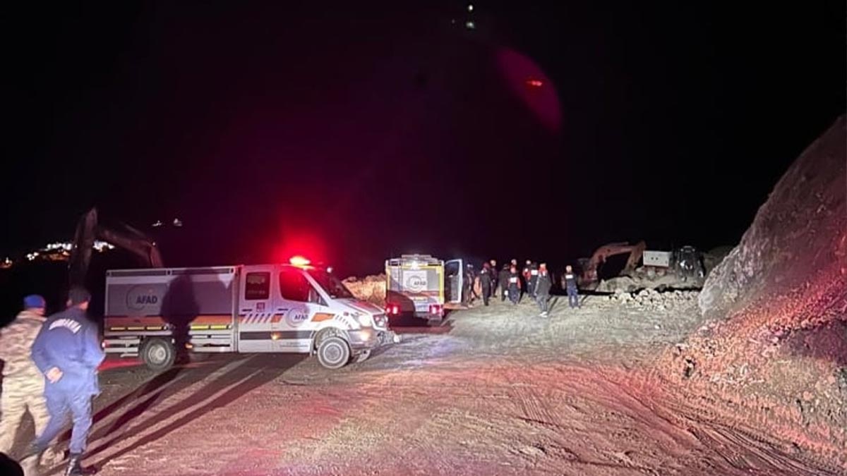 Sivas'ta maden ocağında göçük: Bir işçi toprak altında kaldı