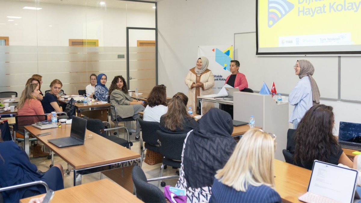 Türk Telekom’dan girişimci kadınlara destek: 2 milyon lira hibe verilecek