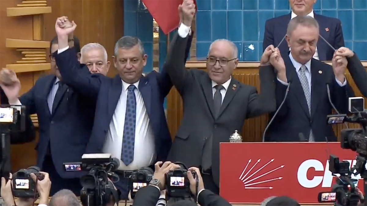 Doğan Demir CHP’ye katıldı