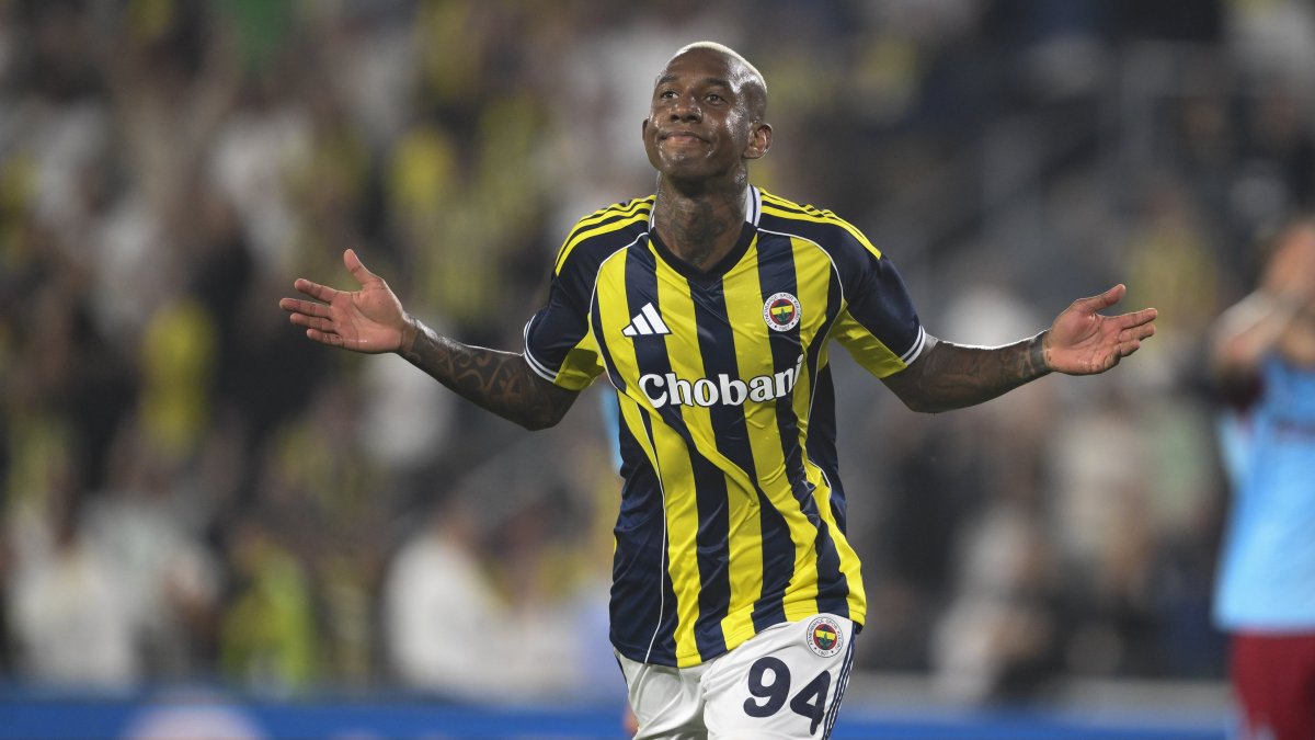 Fenerbahçe'nin yıldızı Talisca hakkında çıkan transfer iddialarını cevapladı