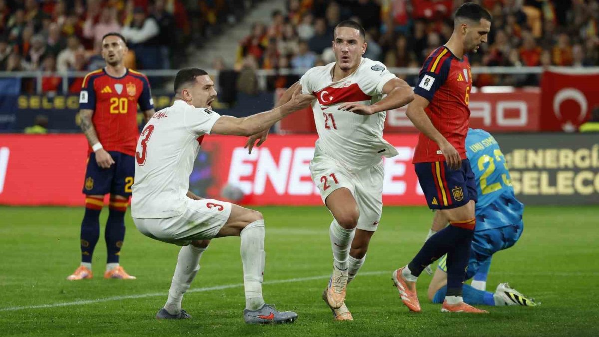 Milliler, İspanya'ya bir ilki yaşattı