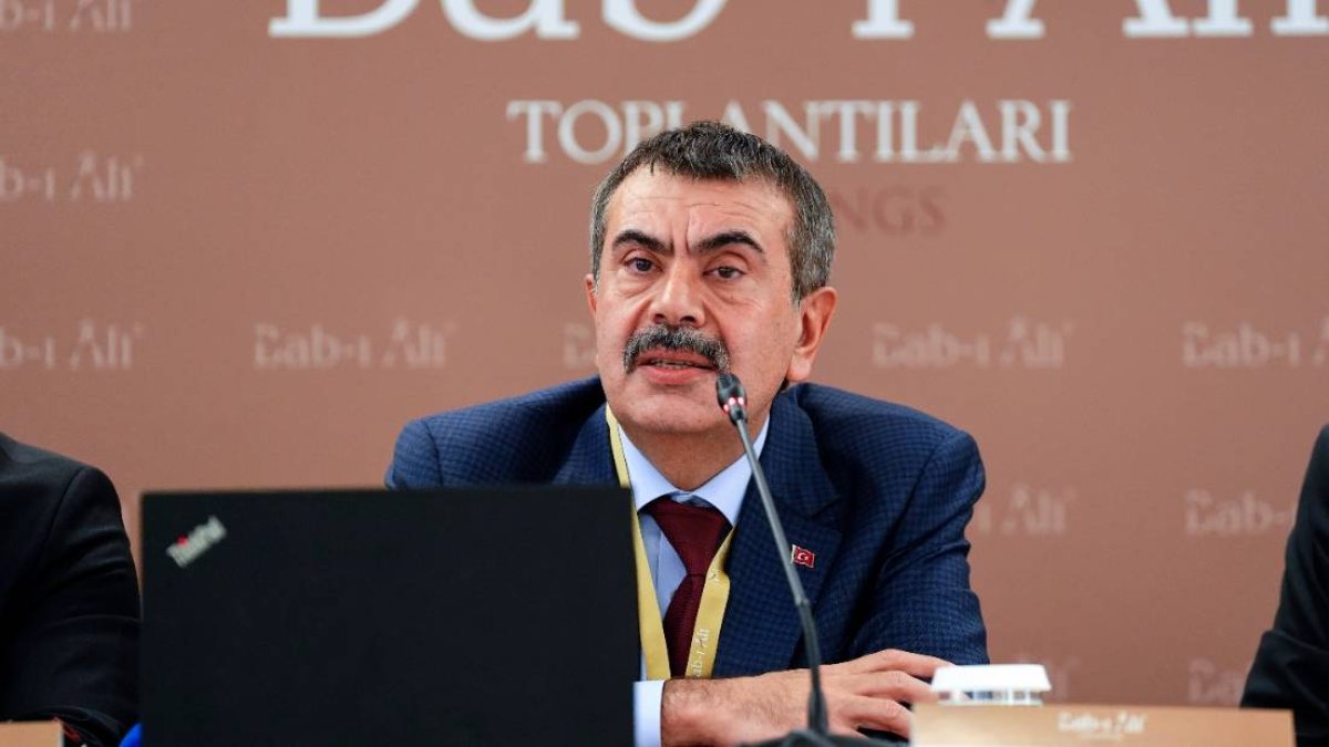 Tekin: Son öğretmen atamasını 24 Kasım'da yapacağız