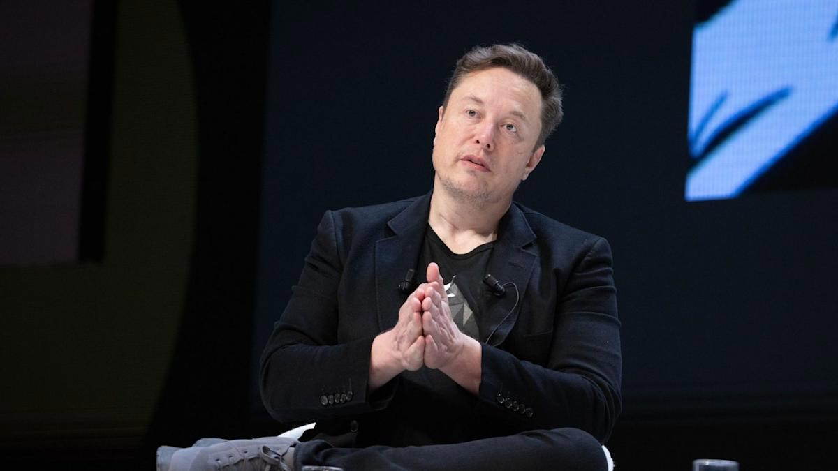 Musk: Yapay zeka ve insansı robotlar yoksulluğu ortadan kaldıracak