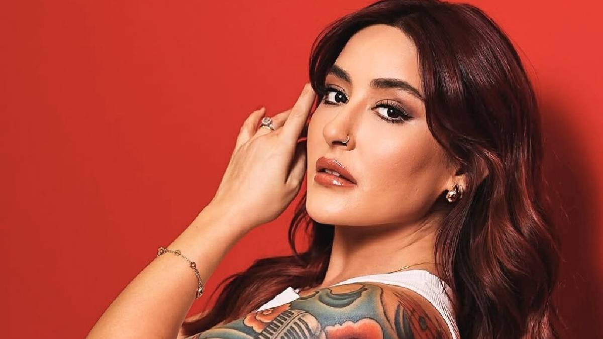 Doğum gününde para yağmuruna tutuldu! Melek Mosso 37. yaş gününde döktürdü