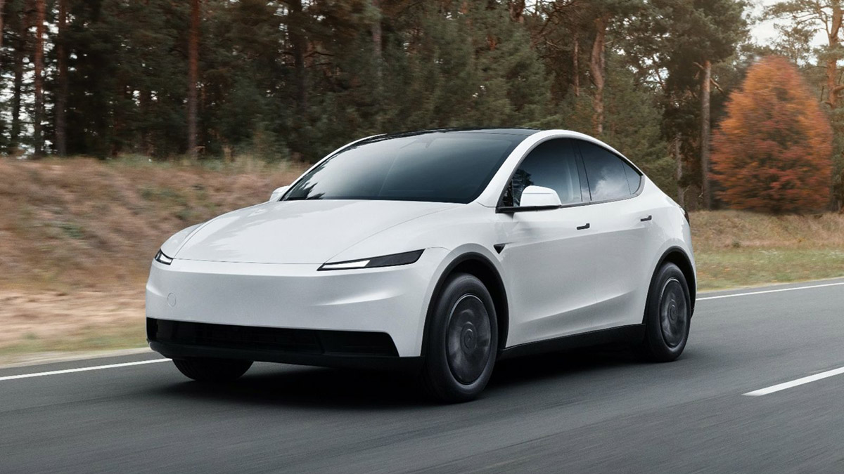 Tesla Model Y "Standart" Türkiye'de: Fiyatı can yaktı, donanım "boş" kaldı!