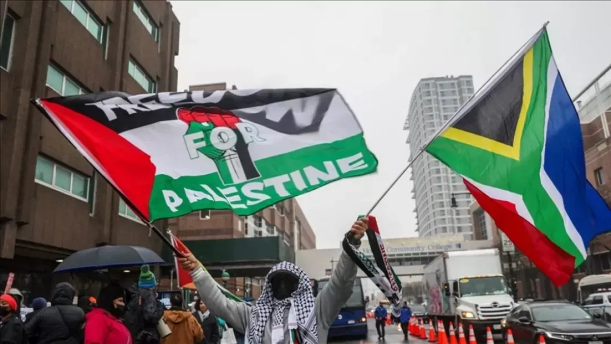 Güney Afrika’dan İsrail’e uçuş yasağı: Filistinlilere sügün planına ortak olmayacağız