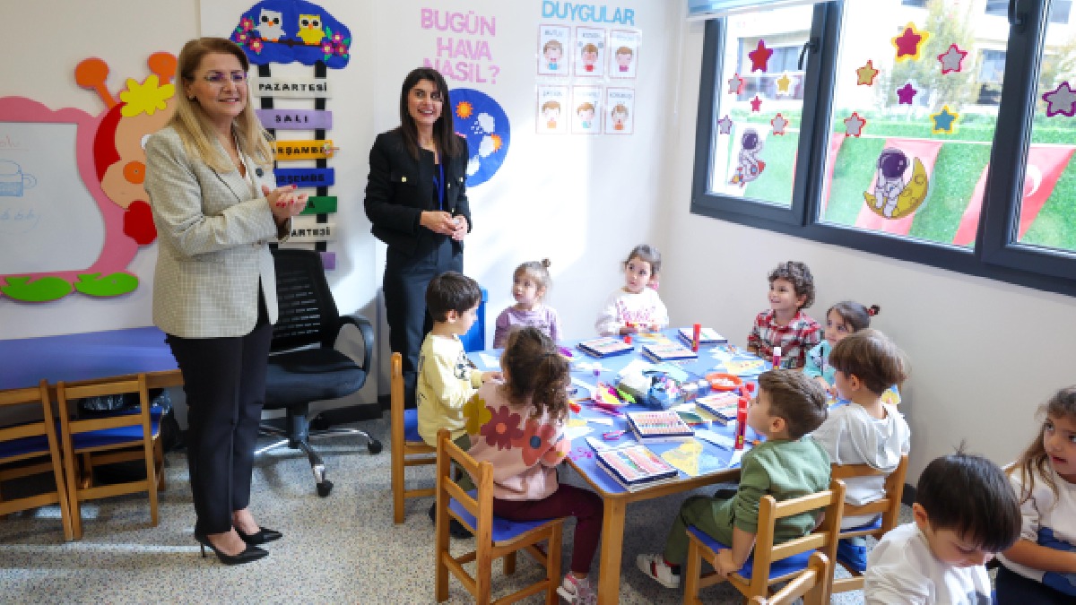 Bakırköy’de Muzaffer İzgü Gündüz Çocuk Bakımevi açıldı