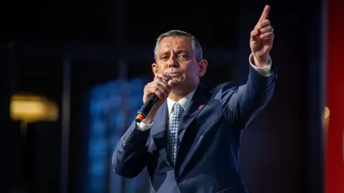 Özel, CHP’nin yeni programını açıkladı: Yoksulluğu bitireceğiz