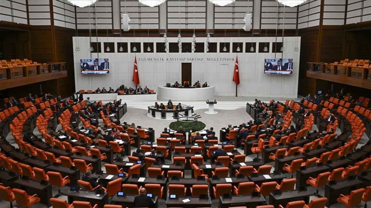 Turizm ve vakıfları düzenleyen kanun kabul edildi