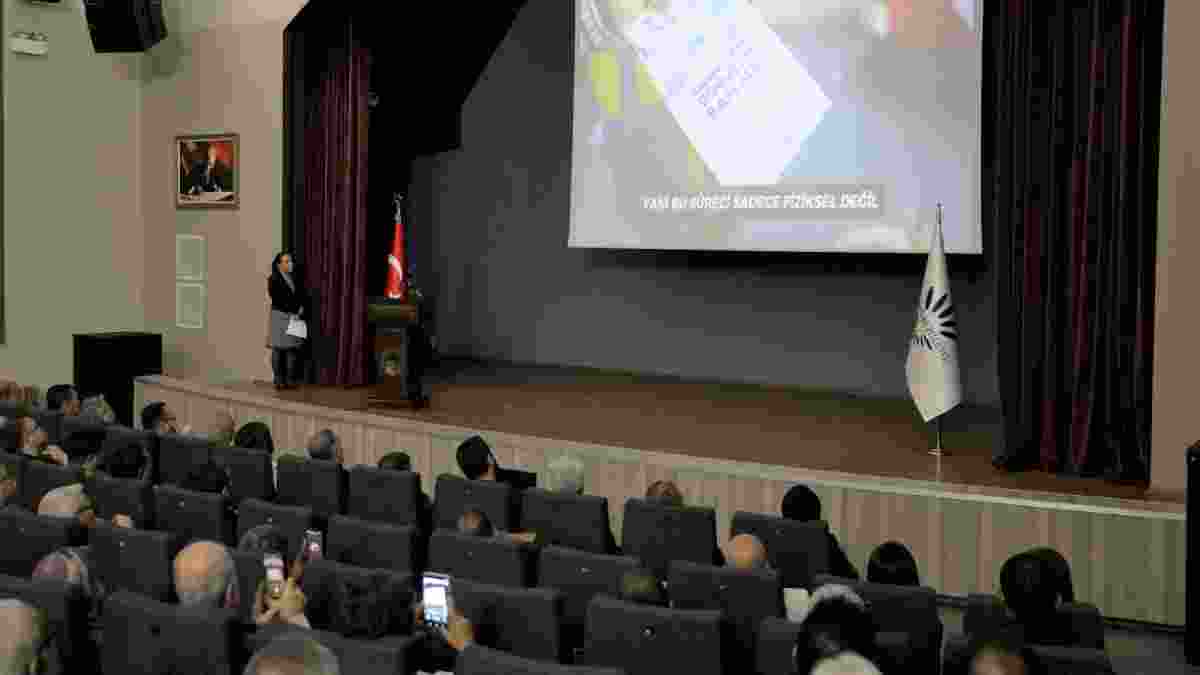 Karabağlar ’da kentsel dönüşüm için mahalle sakinleriyle ilk buluşma