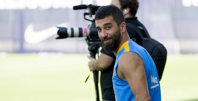 Arda Turan Barcelona B takımıyla idmana çıktı!