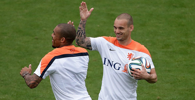 Sneijder'dan De Jong'a büyük jest!