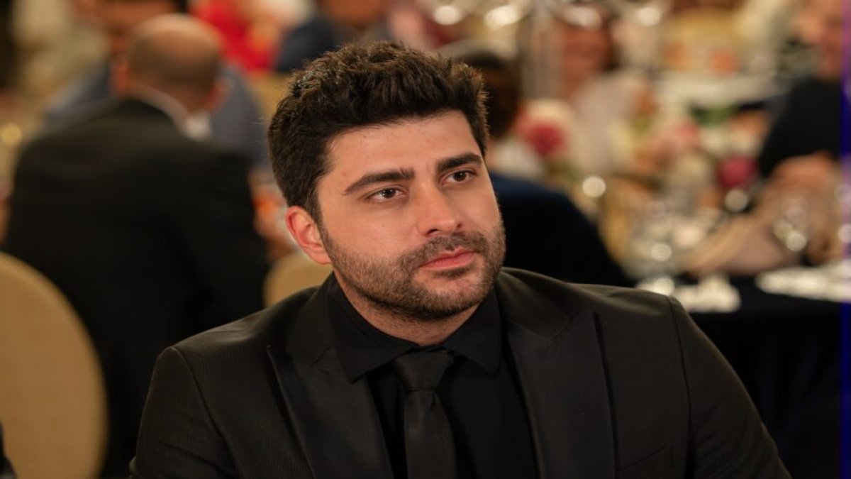 Kızılcık Şerbeti'nde şimdi de jenerik krizi! Doğukan Güngör, Seray Kaya nedeniyle dizinin hesabını takipten çıktı