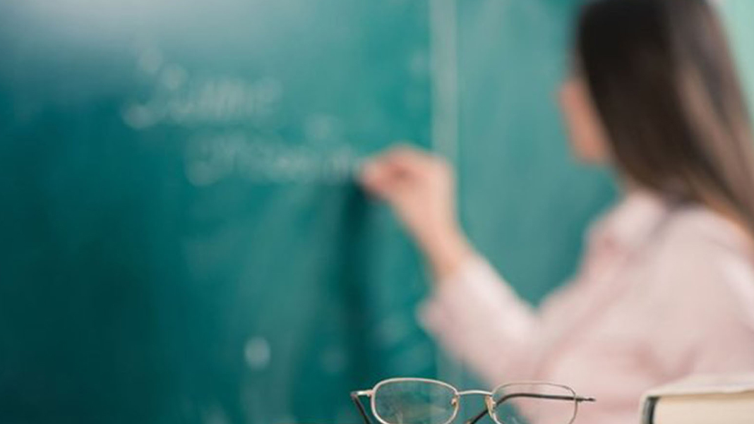 Öğretmenin alım gücü eriyor: 2003’te 38 gram altın, 2025’te sadece 11 gram