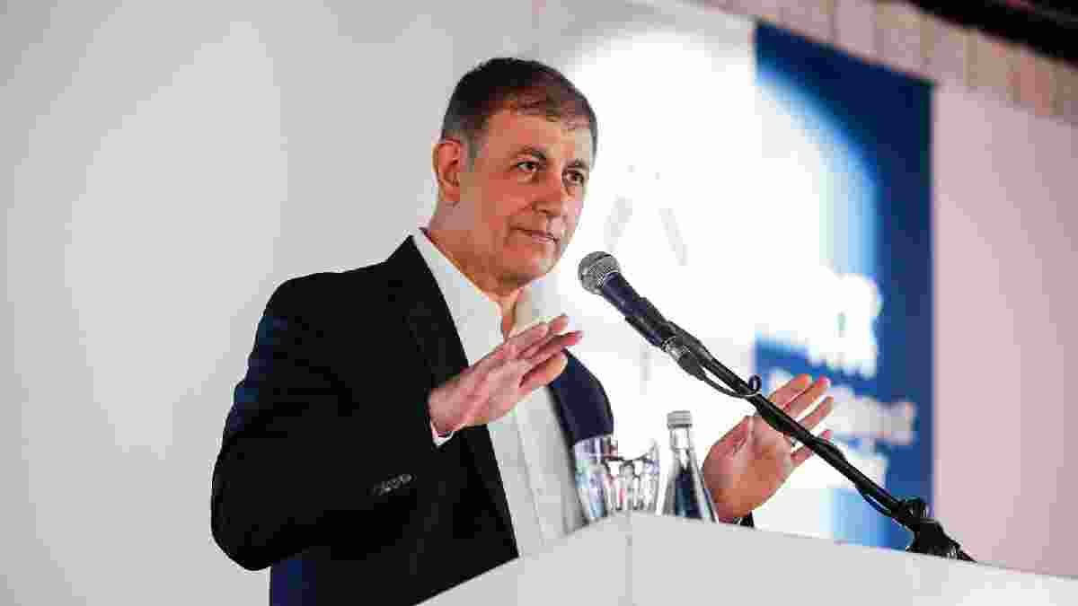 Başkan Tugay’dan TCDD’ye İZBAN çıkışı: “Ray kirasını kaldırın, 90 dakika hemen gelsin”