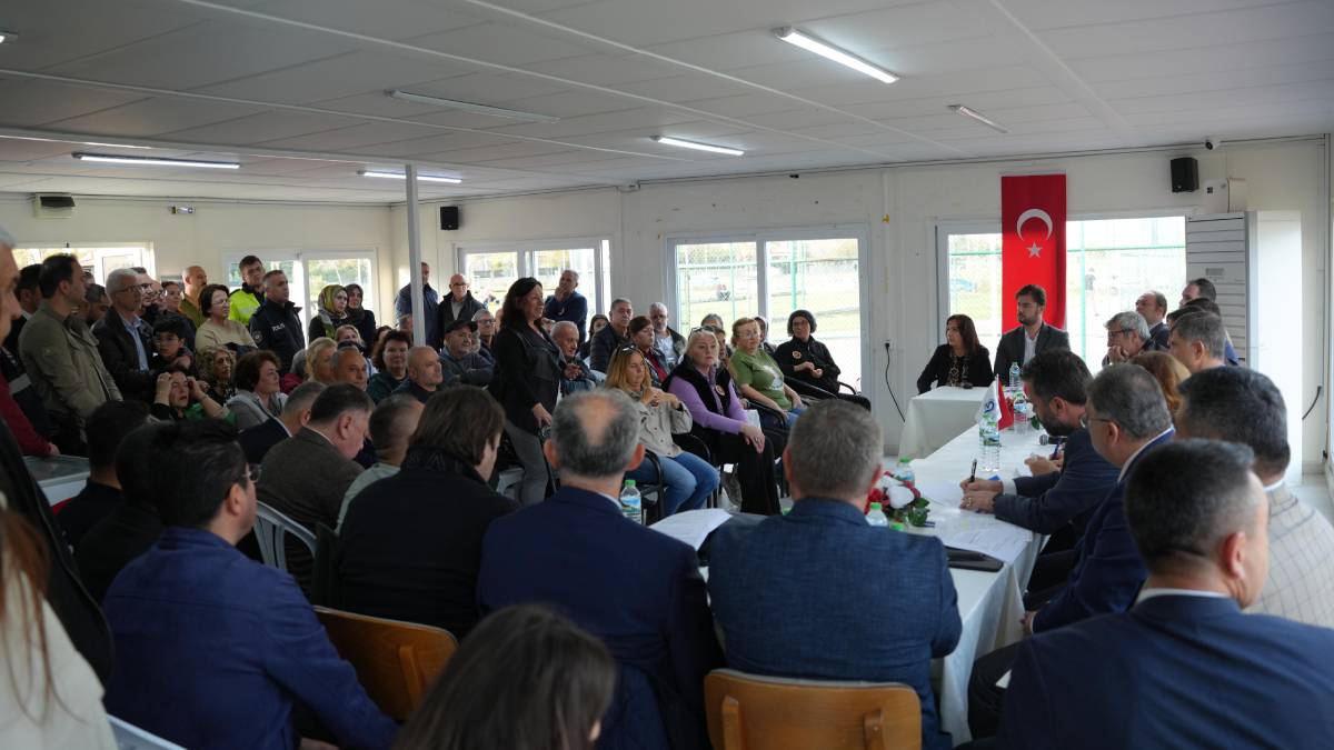 Başkan Sarkurt, halk toplantısına katıldı