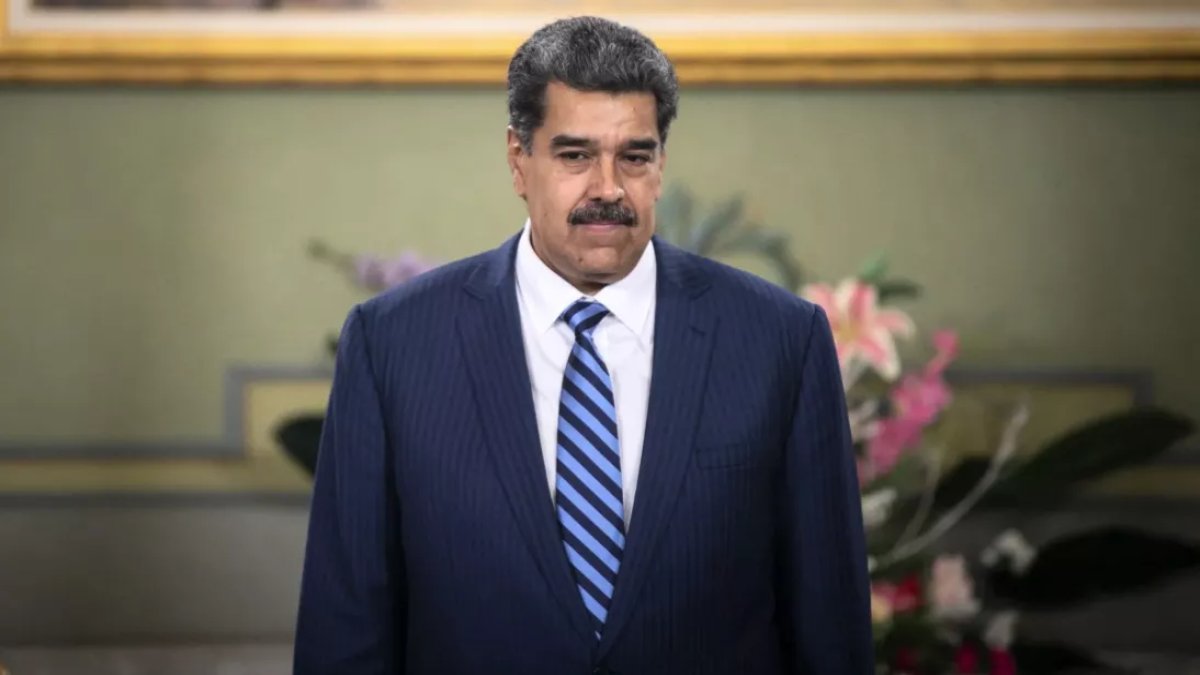 ABD Maduro'yu terörist ilan etti: Yakalanması için 50 milyon dolar ödül konuldu