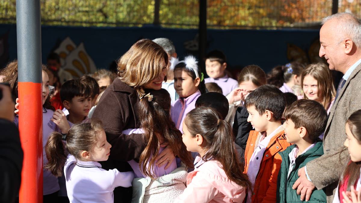 Başkan Ünlüce mezun olduğu okulda