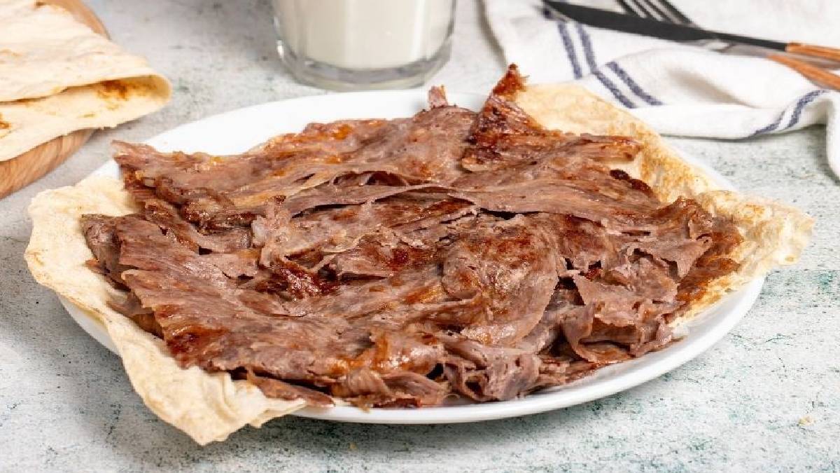 Evde basit döner tarifi! Market dönerlerine bin basar: Her gelen tarifini soracak