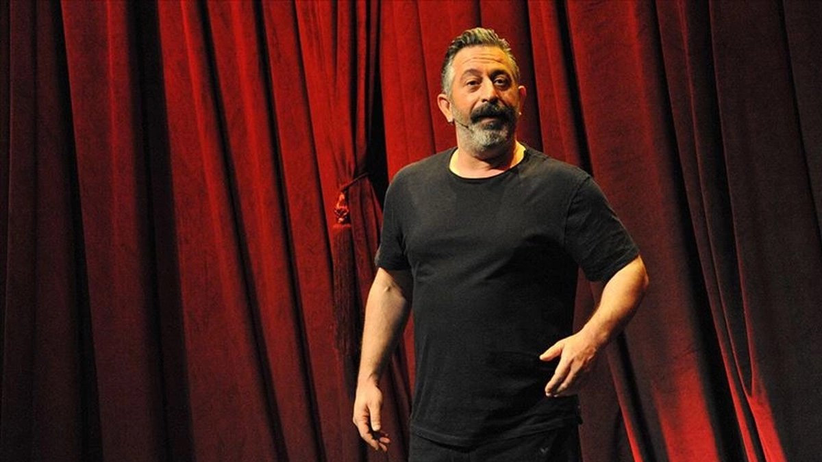 Cem Yılmaz “CMXXIV” ile sahneye dönüyor