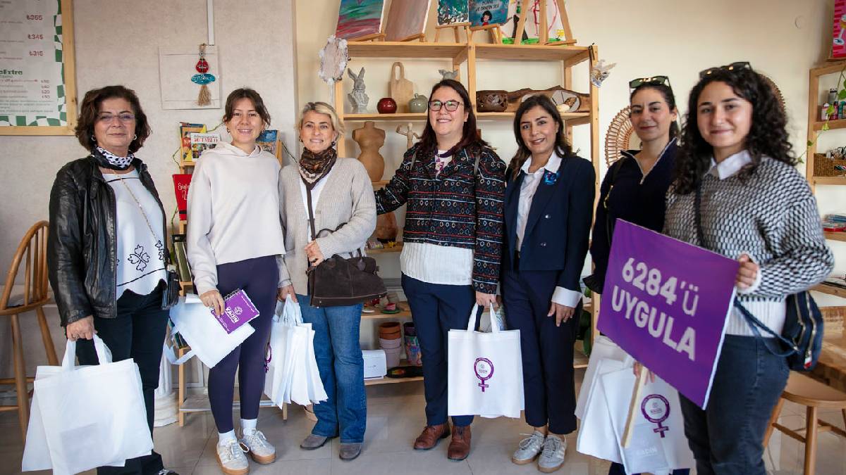 Güzelbahçe kadına şiddete "hayır" dedi