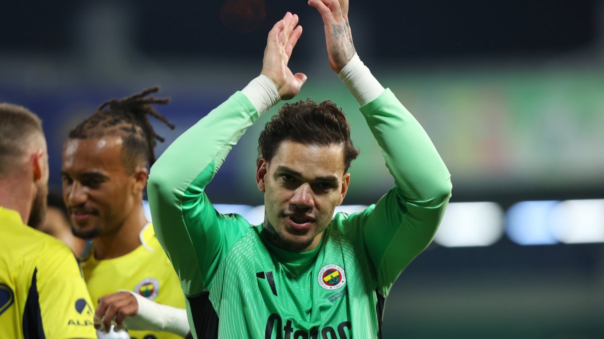 Fenerbahçe'nin kalecisi Ederson PFDK'ya sevk edildi