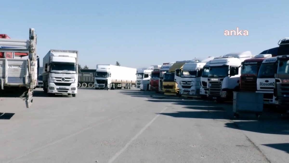 Kamyoncu ve nakliyeci isyan noktasında: Şoför esnafı borç batağında, icralar kapıya dayandı