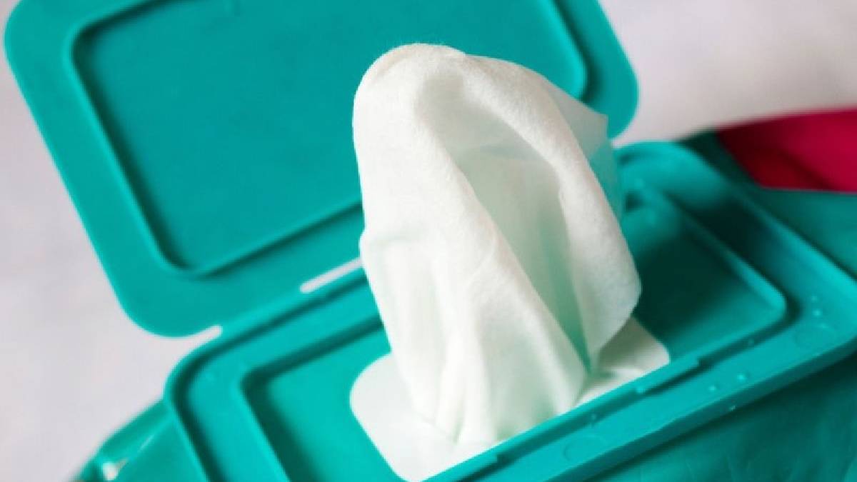 Açıldığı gibi kuruyan ıslak mendillere elveda! Meğer çözümü paketindeymiş: O detay kurumasını önlüyor!