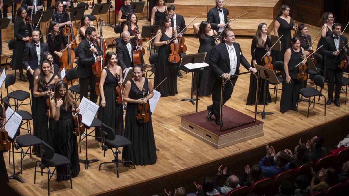 İzmir’de unutulmayacak bir klasik müzik gecesi