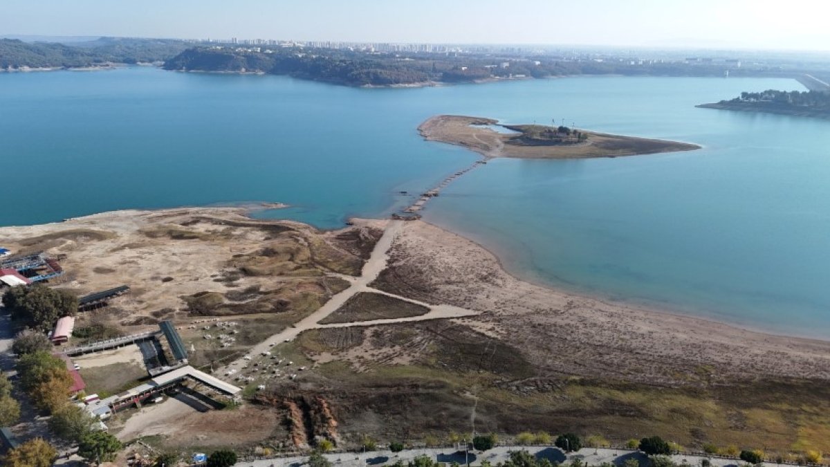 Adana son 52 yılın en kurak dönemini yaşıyor! Seyhan Barajı alarm verdi, kanallara su akışı durdu