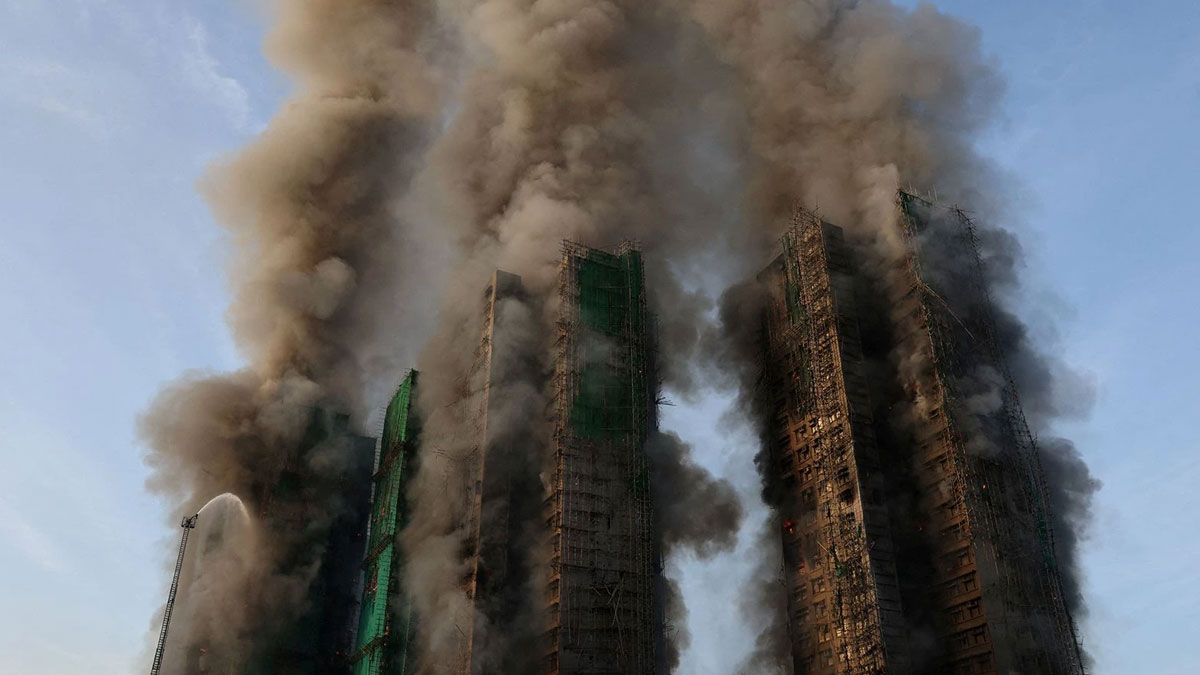 Hong Kong'taki yangın faciasıyla ilgili 3 gözaltı