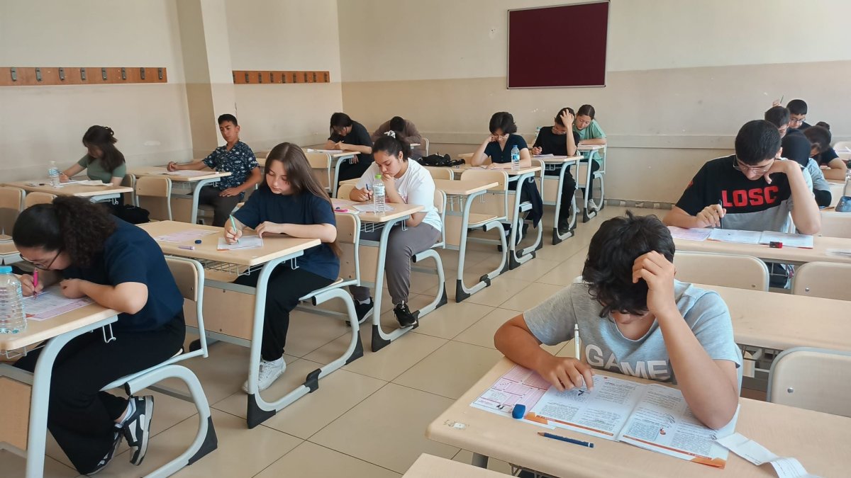 MEB ve ÖSYM’den hazırlık: YKS ve LGS’ye yeni soru modeli geliyor