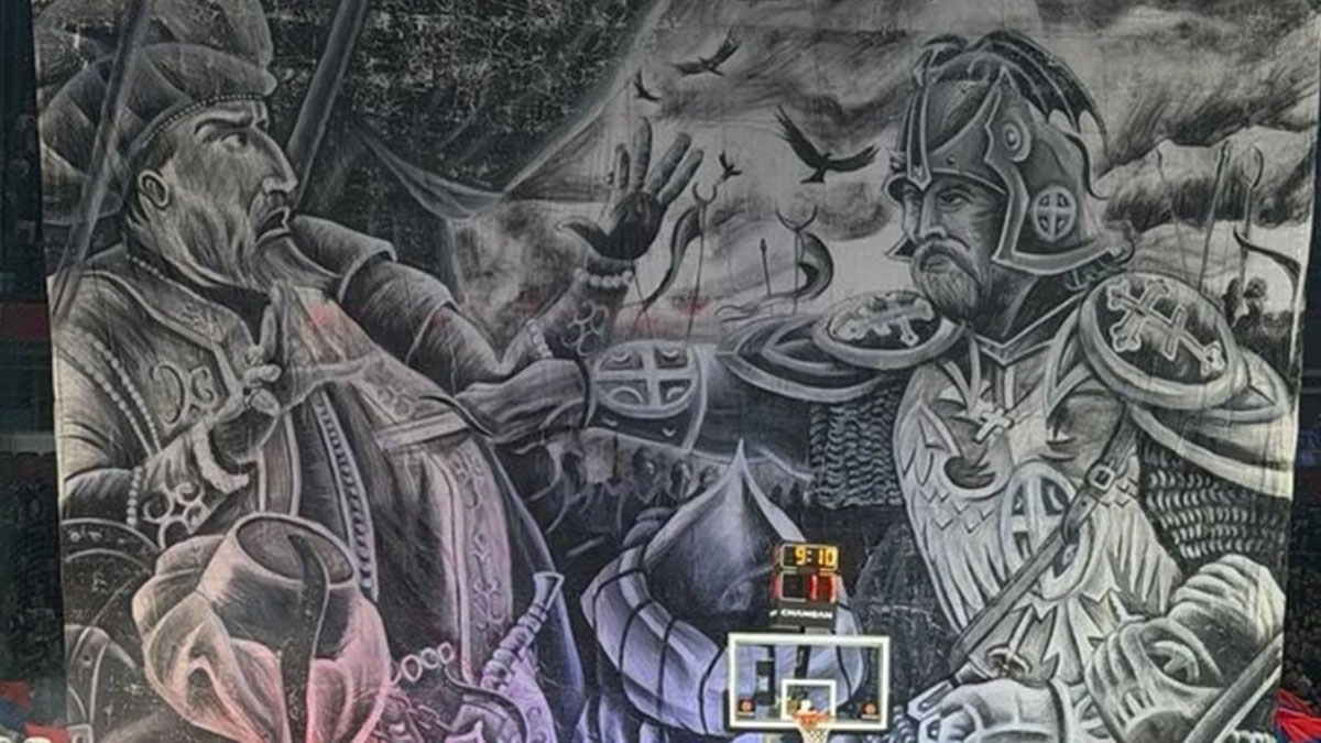 Fenerbahçe maçındaki ırkçı pankarta ceza geldi