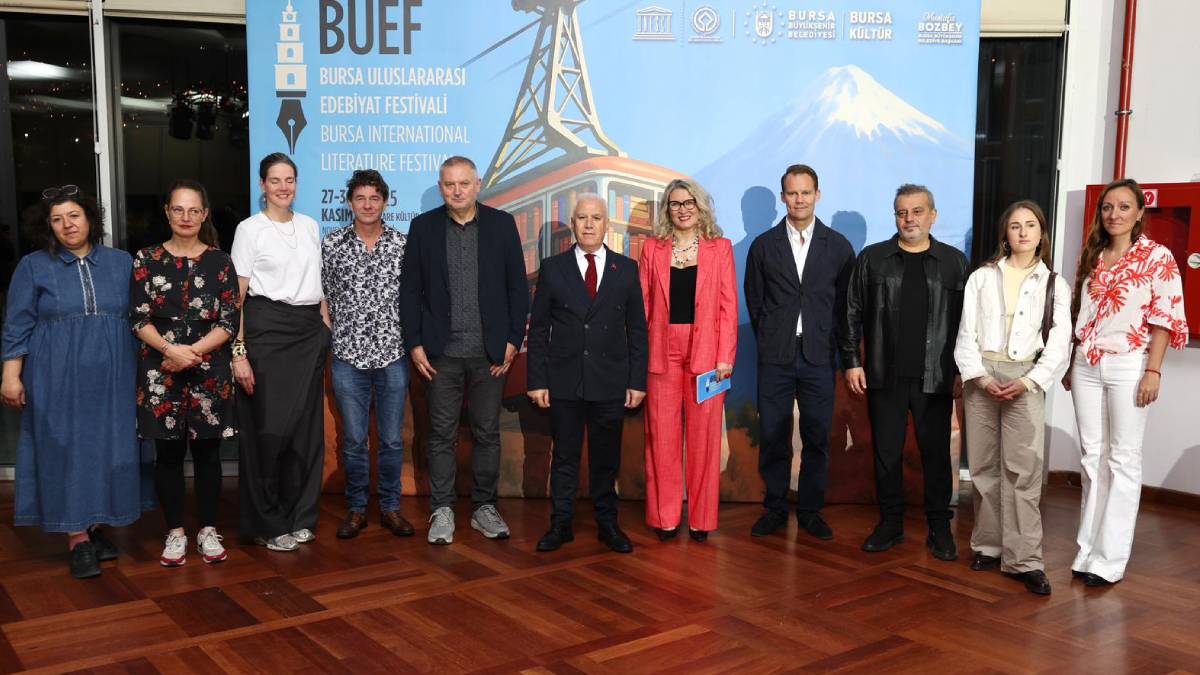2. Bursa Uluslararası Edebiyat Festivali, yerli ve yabancı birçok yazarı Bursalılarla buluşturuyor