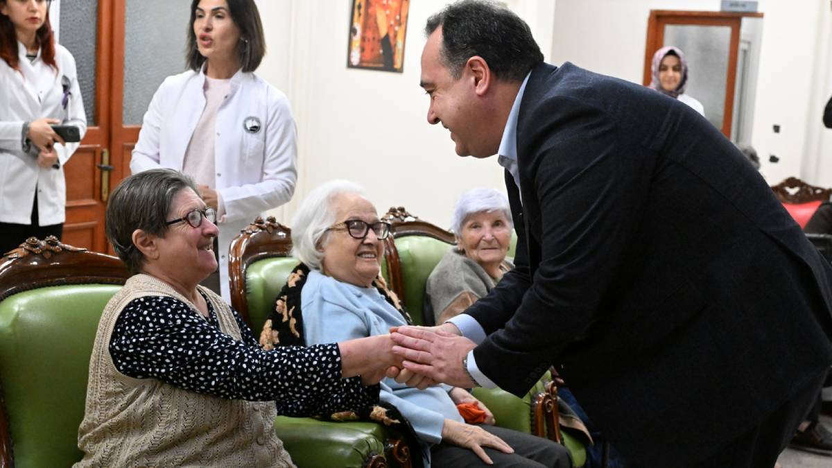 Başkan Dutlulu, huzurevi sakinleriyle buluştu