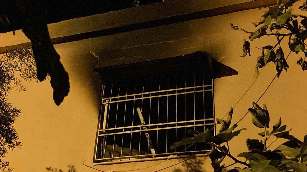 Mersin'de evde çıkan yangında 1 kişi hayatını kaybetti