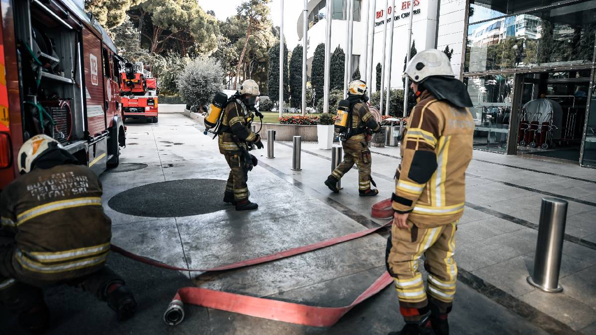 İtfaiye'den Swissotel’de nefes kesen tatbikat