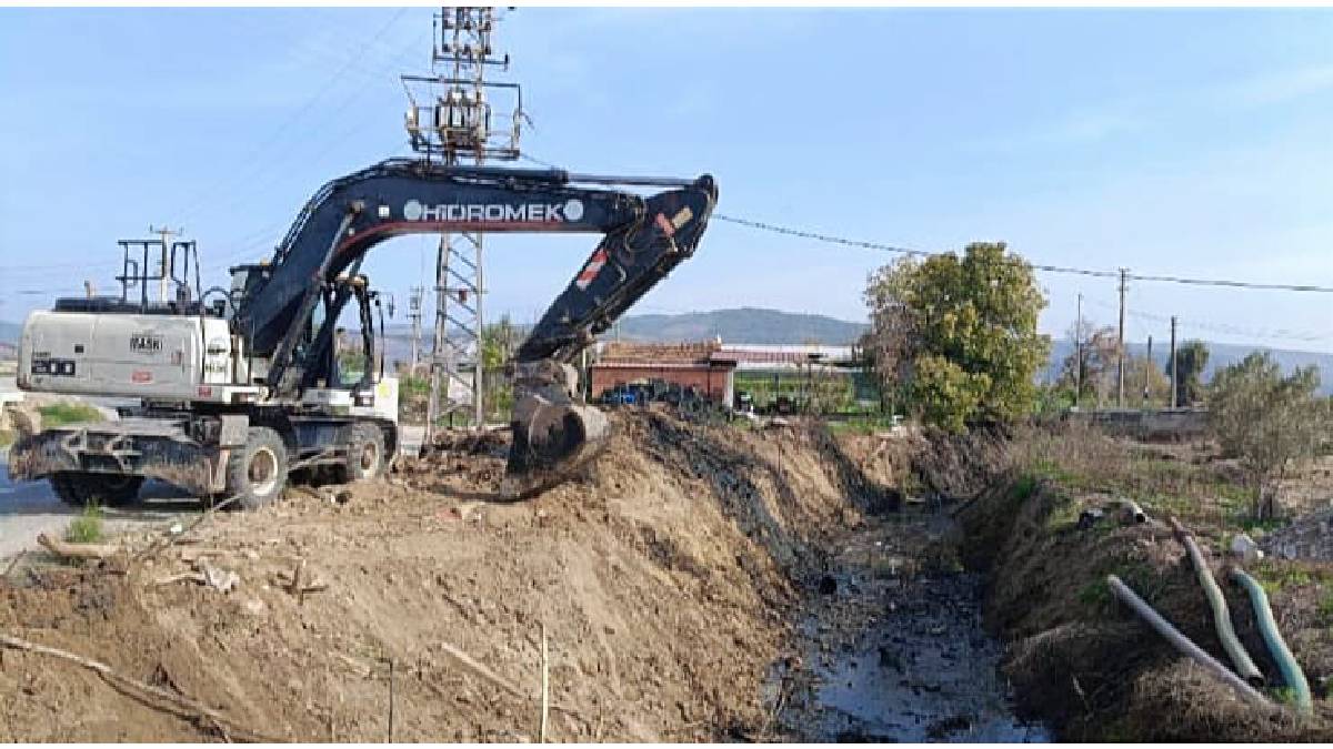 Tarım arazileri taşkınlara karşı korunuyor