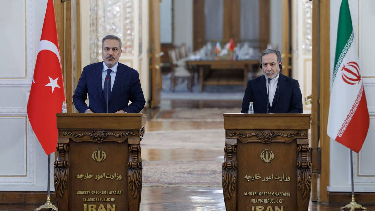 İran: PKK'nın silah bırakmasını memnuniyetle karşılıyoruz