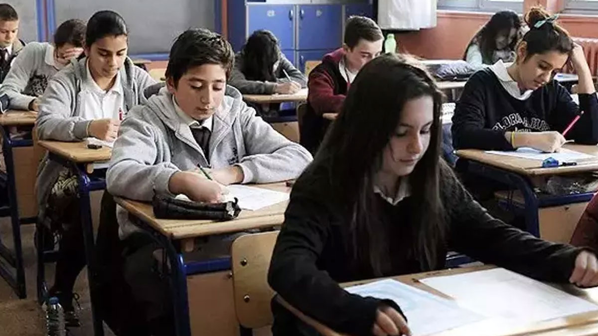 Zorunlu eğitimde problemimizin süre olduğuna nasıl  karar verdik?