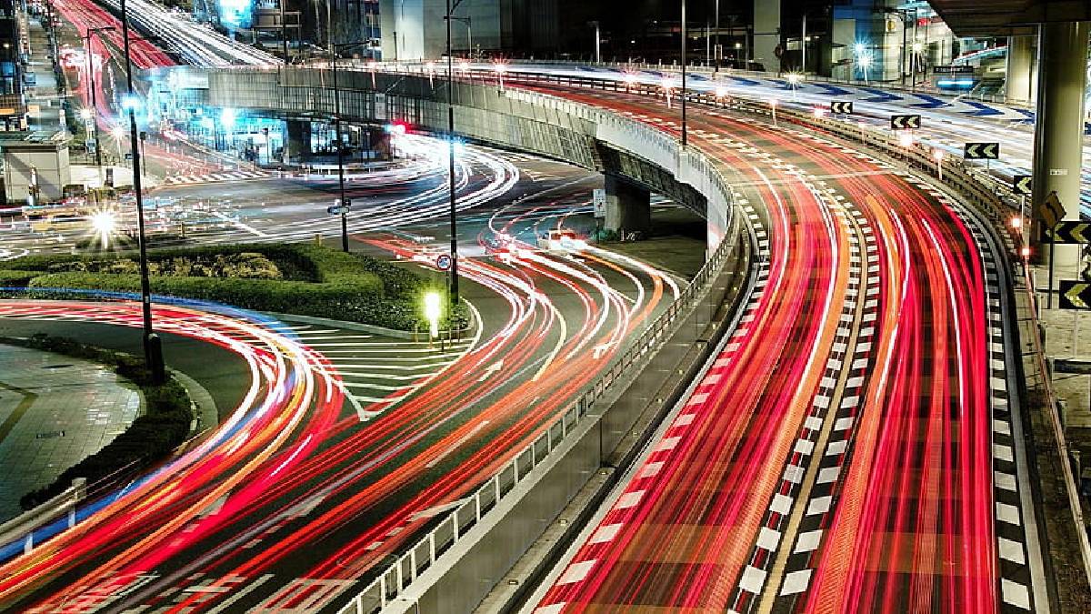 Japonlardan dahiyane çözüm! Bu yollar asla bozulmuyor: Hem dayanıklı, hem de doğaya uyumlu