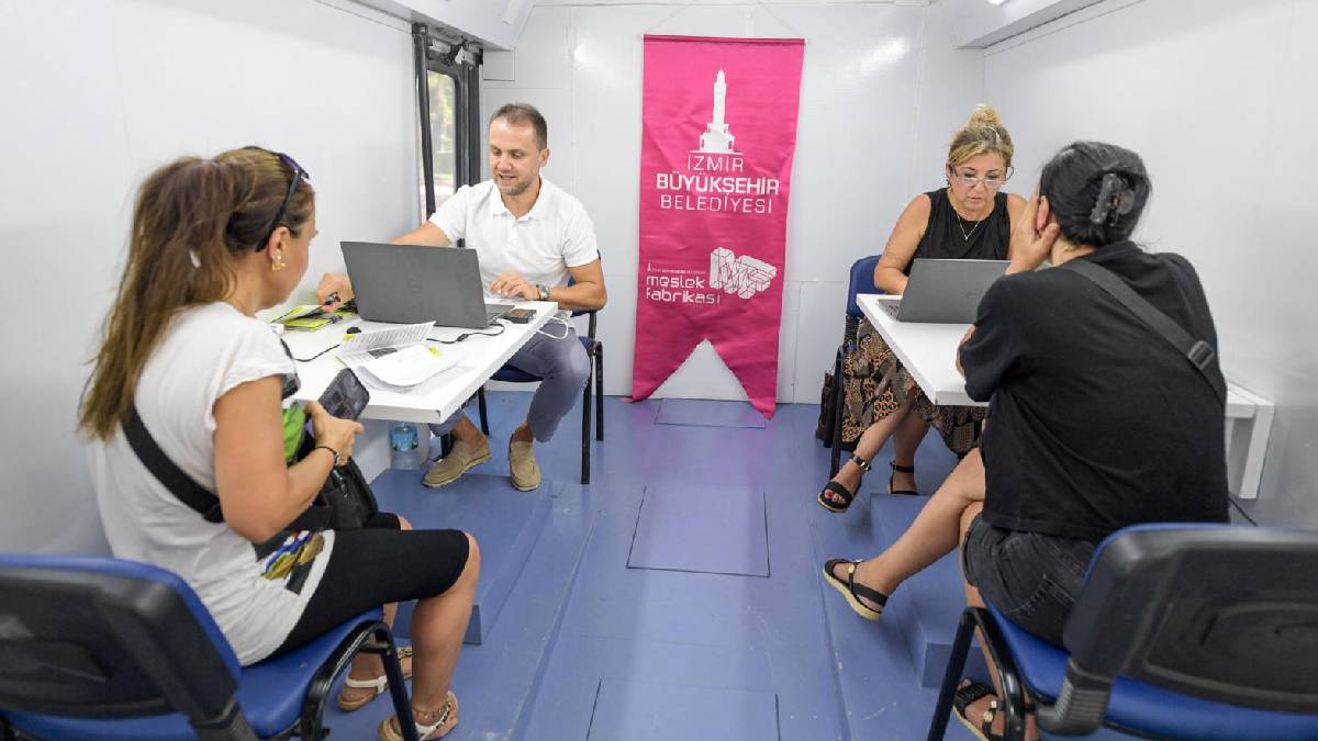 Adana’dan İzmir’e göç etti, Meslek Fabrikası’yla iş buldu