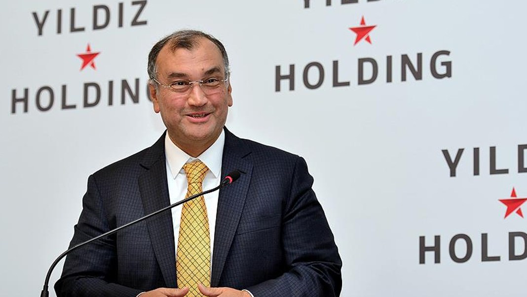 Murat Ülker turuncu kravatla mesaj verdi: Dijital şiddete karşı farkındalık şart