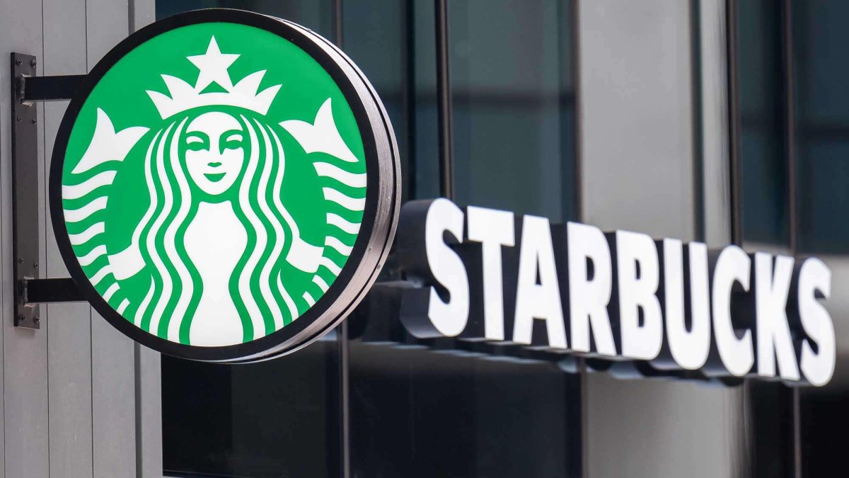 Starbucks, çalışma yasasını ihlal etti: 35 milyon dolar ödeyecek
