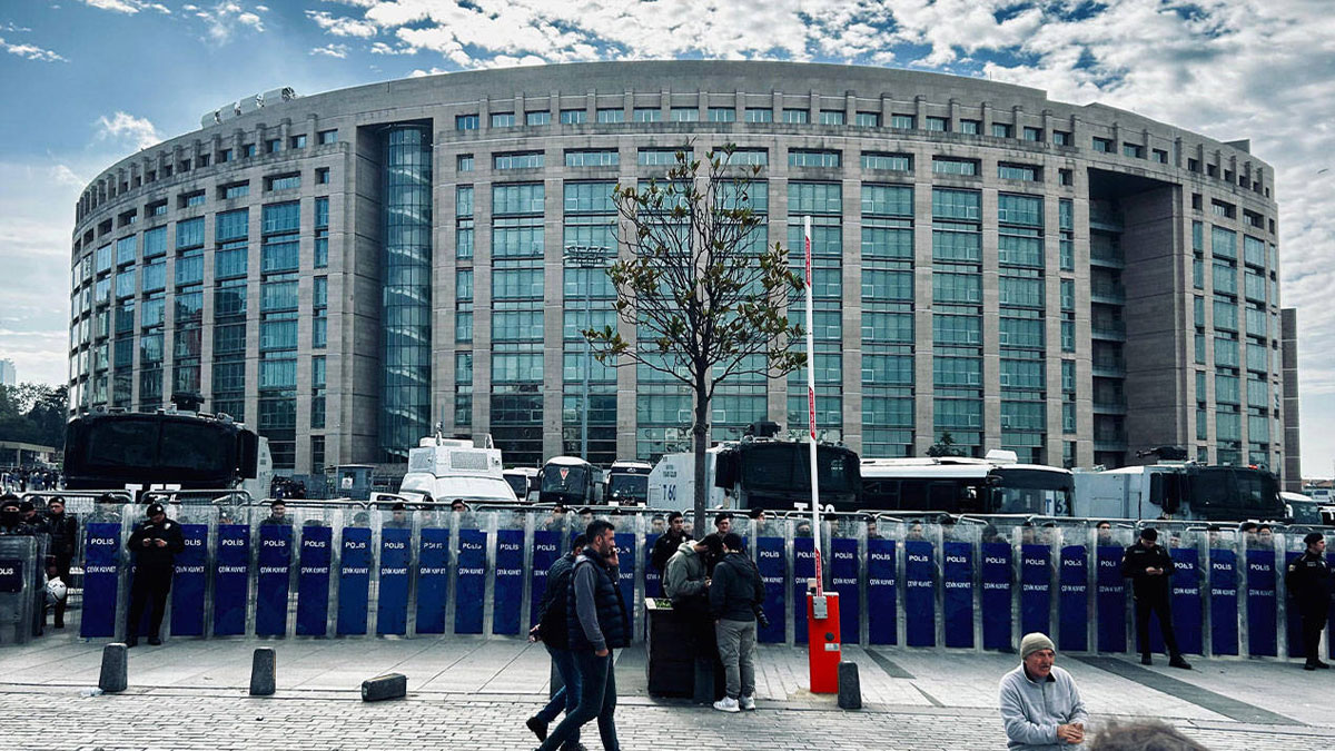 'Çağlayan Meydanı’ndaki abluka kaldırılsın' talebi: Valiliğe başvuru yapıldı