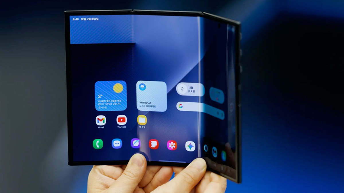 Samsung ilk üç katlanabilir telefonunu tanıttı: Galaxy Z TriFold sahneye çıktı