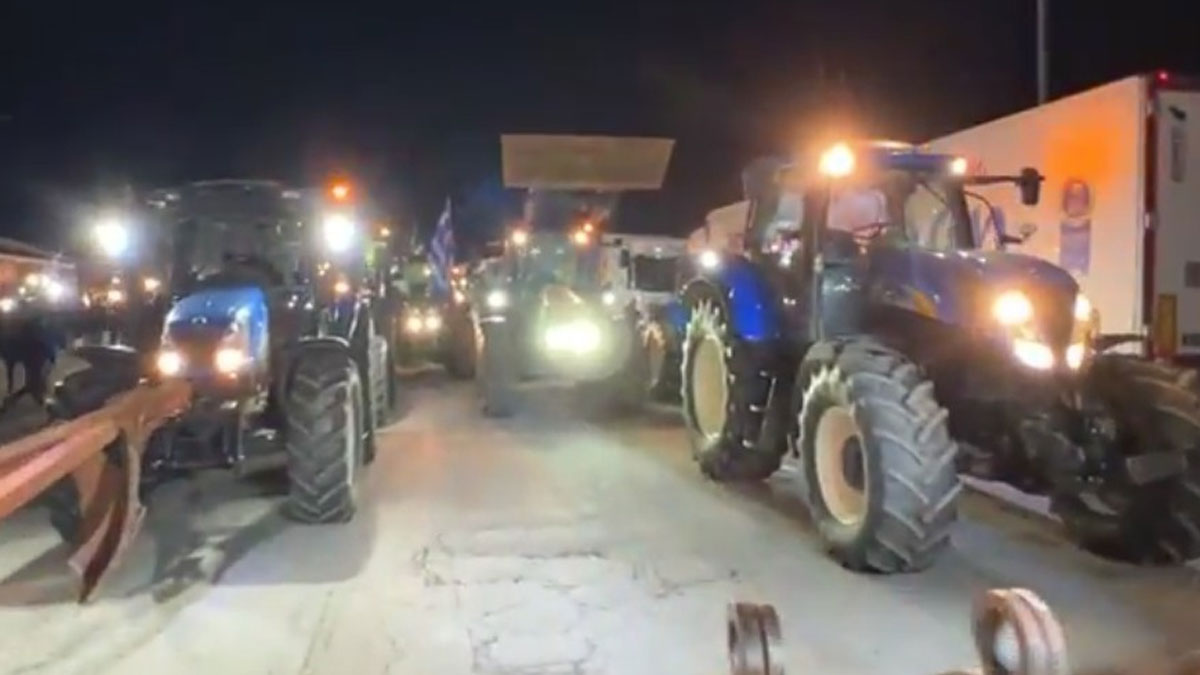 Yunanistan’daki çiftçi eylemi Türkiye sınırını kilitledi