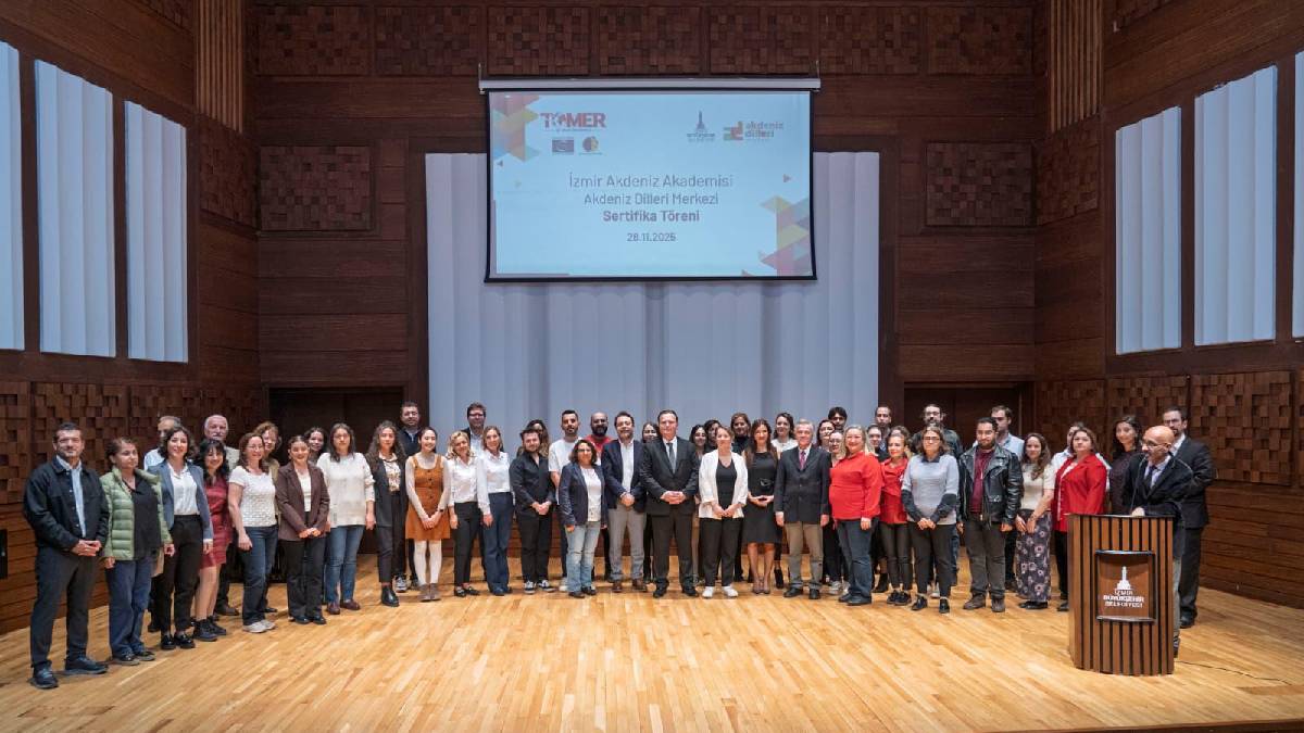 Akdeniz Dilleri Merkezi’nden sertifika coşkusu