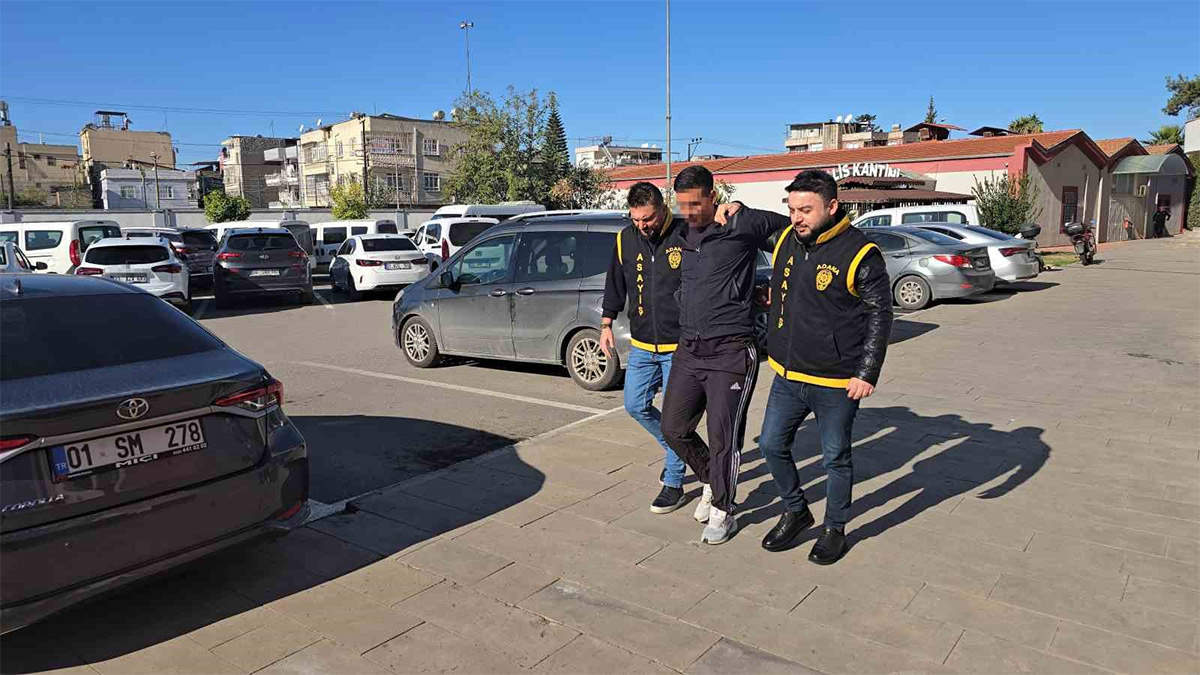 Otomobille geldi, çekiciden telefonu çaldı! 120 suç kaydı olan hırsız banyoda yakalandı